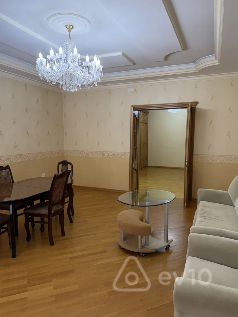 3 otaqlı mənzil, 165 m², Aşəq Molla Cumə kucəsi — kirayə — Mənzil, Bakı (4)