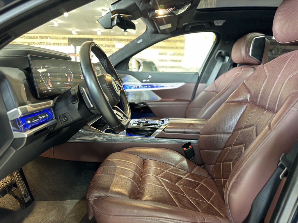 BMW i7 M70, 105.7 kWh, 2023 il, 89 000 km — Avtomobillər, Bakı (12)