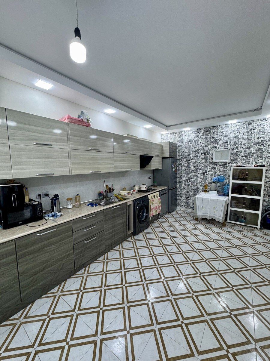 Satılır 4 otaqlı həyət evi/bağ evi 182 m² — Ev, villa, Bakı (5)