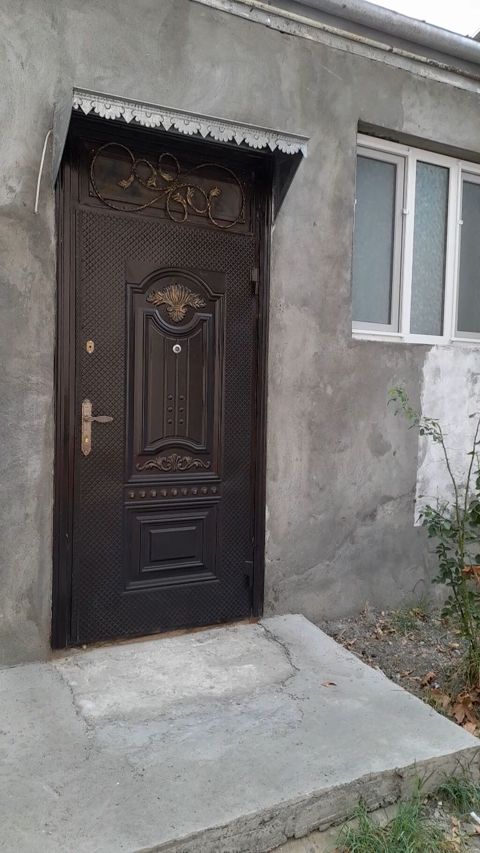 Kirayə üçün həyət evi Şəhərin mərkəzində yeni tikili ramontlu yaşayış — Mingəçevir