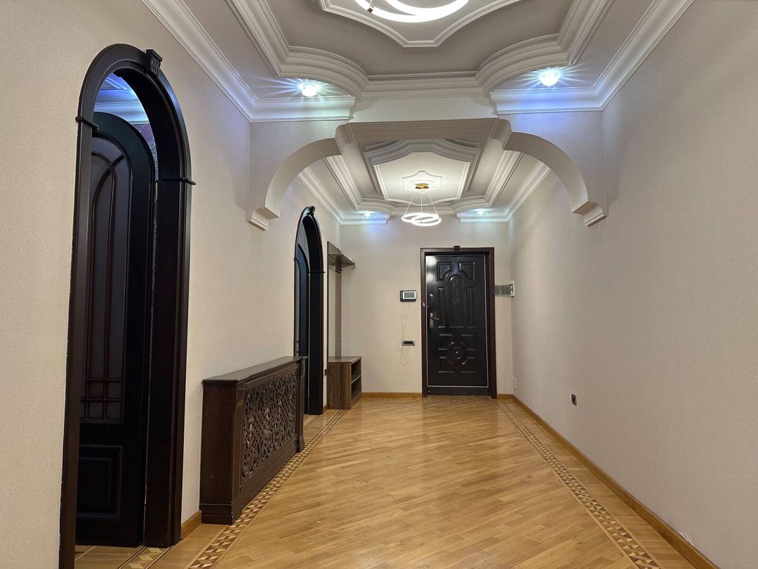 Satılır 3 otaqlı yeni tikili 140 m² — Mənzil, Bakı (8)