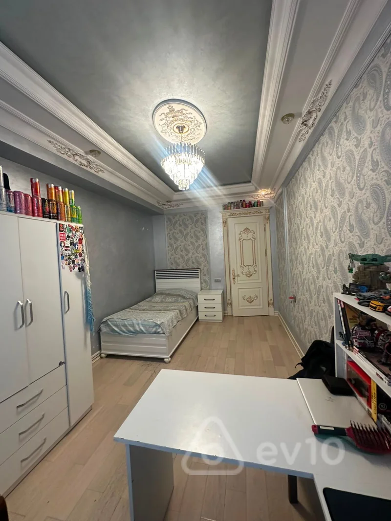 4 otaqlı mənzil, 180 m², Zahid Xəlilov — Mənzil, Bakı (12)