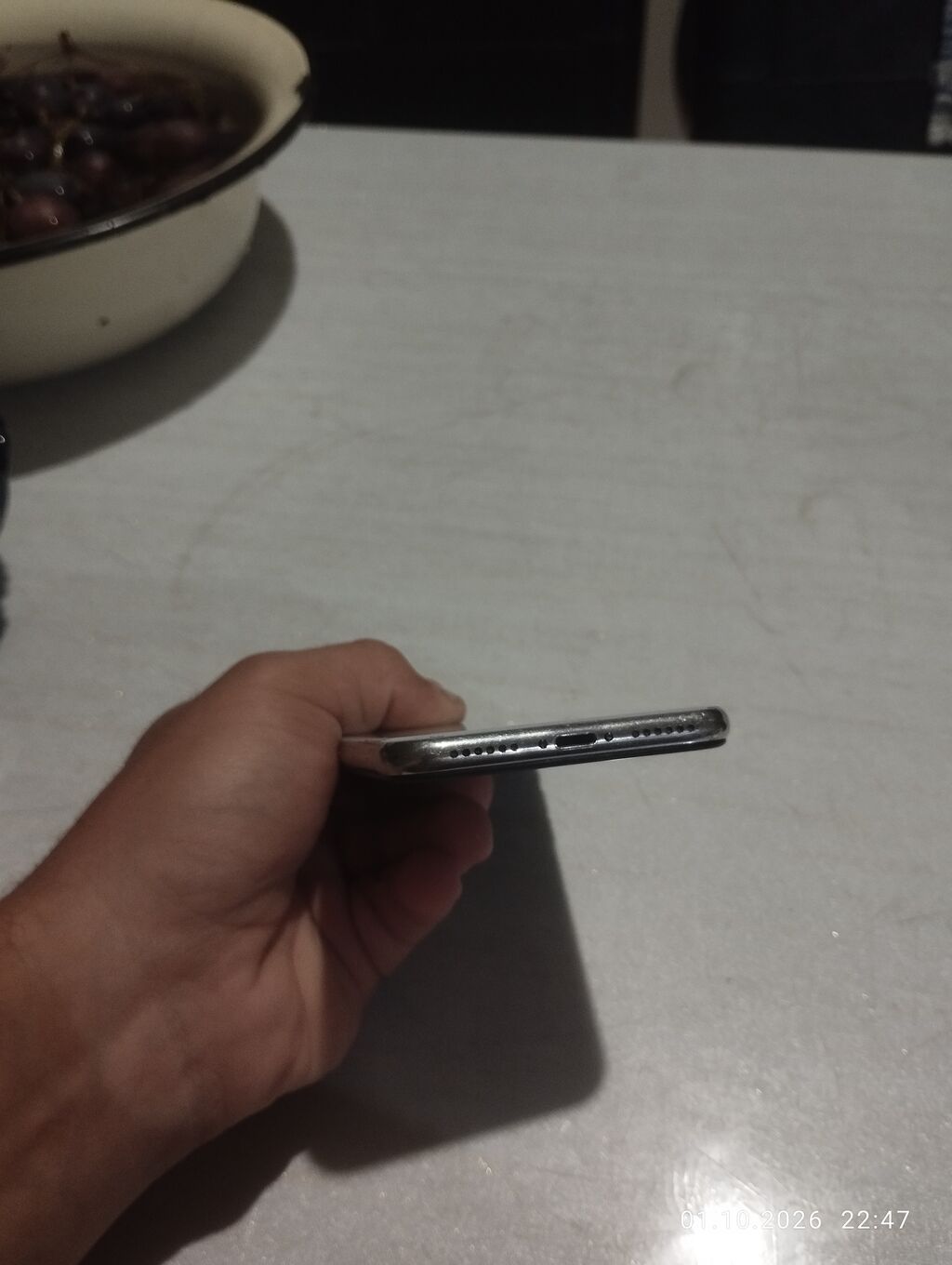 IPhone X, Ağ, Simsiz şarj — Apple iPhone, Digah (3)
