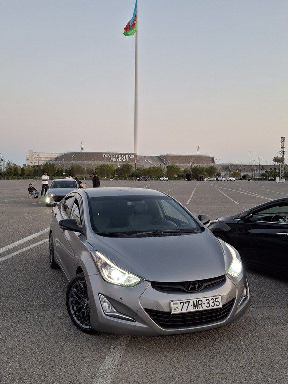 Hyundai Avante, 1.6 L, 2015 il, 152 000 km 77-MR-335 — Avtomobillər, Bakı (6)