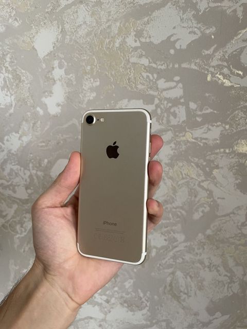 IPhone 7, 128 GB, Qızılı, Barmaq izi — Bakı