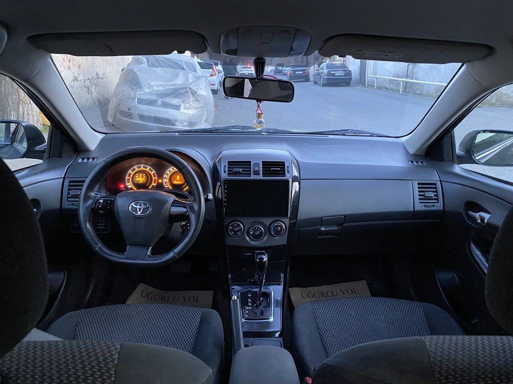 Toyota Corolla, 1.6 L, 2013 il, 250 000 km — Avtomobillər, Bakı (3)