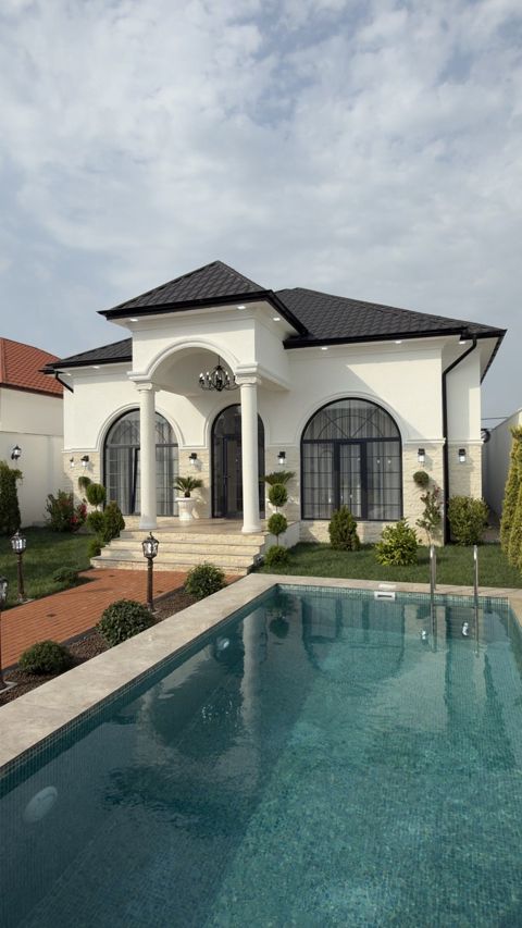 Satılır 4 otaqlı həyət evi/bağ evi 180 m² — Bakı