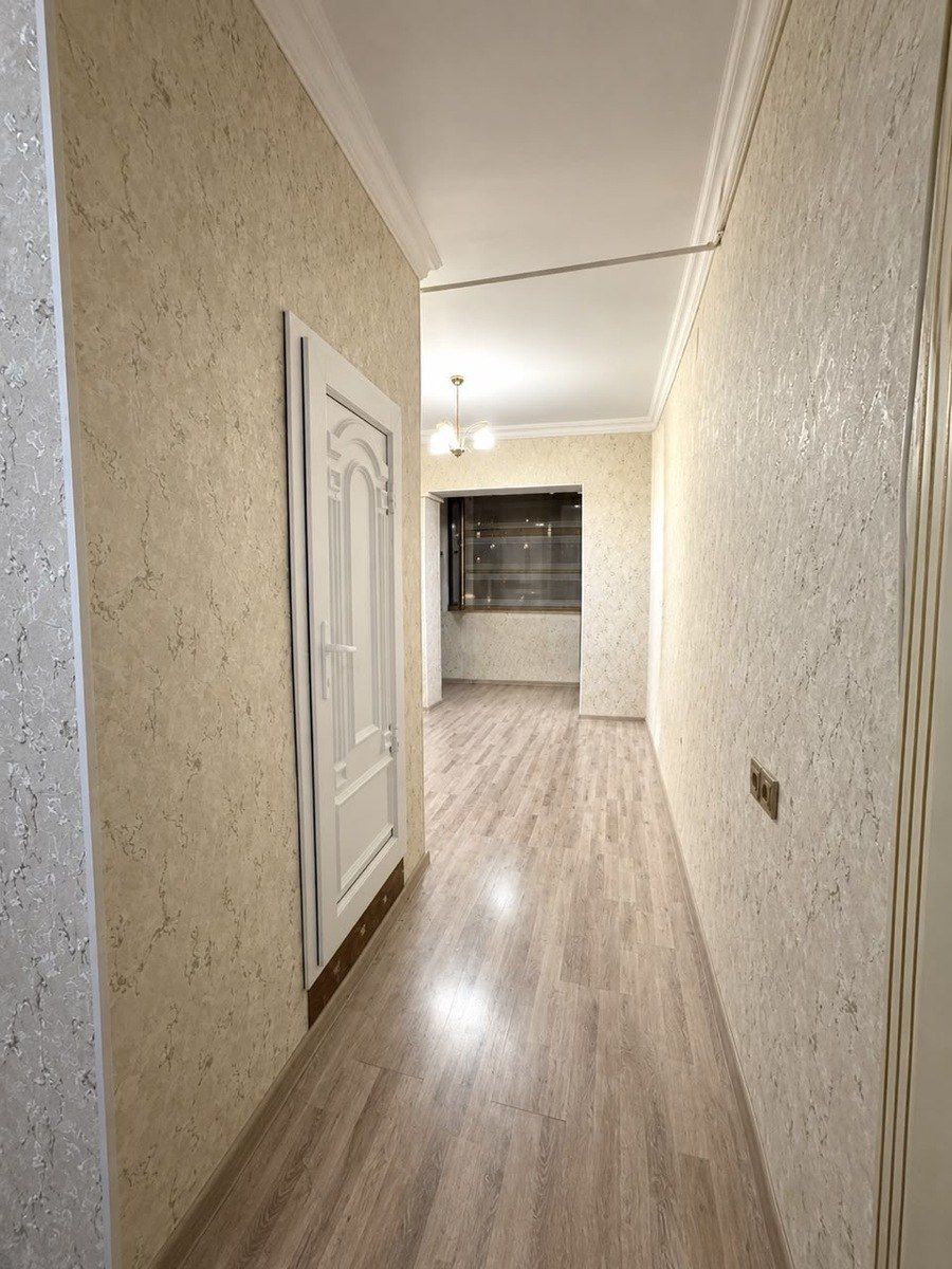 Satılır 2 otaqlı köhnə tikili 65 m² — Mənzil, Bakı (3)