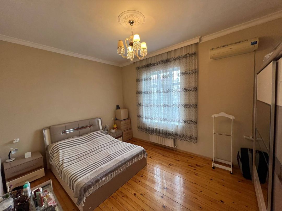 Satılır 7 otaqlı həyət evi/bağ evi 300 m² — Ev, villa, Bakı (11)