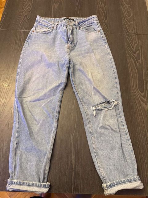 İki cüt jeans şalvar dəsti Heresi 10 azn — Nigar