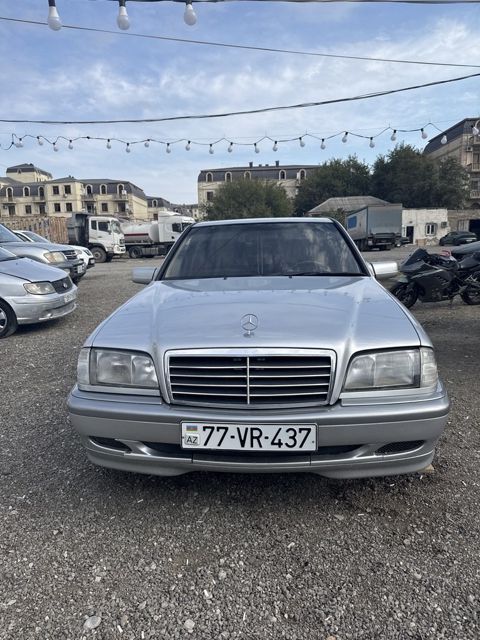 Mercedes C 200, 2.0 L, 2000 il, 694 000 km — Xırdalan