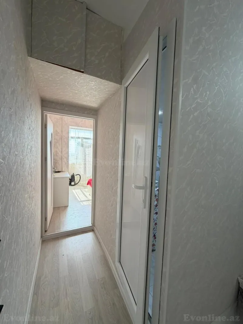 Satılır 2 otaqlı Mənzil Köhnə tikili 54 m² Bakı, Binəqədi r., 9-cu mikrorayon — Mənzil, Bakı (7)