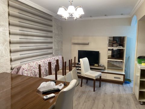 İcarəyə verilir 1 otaqlı köhnə tikili 30 m² — Bakı