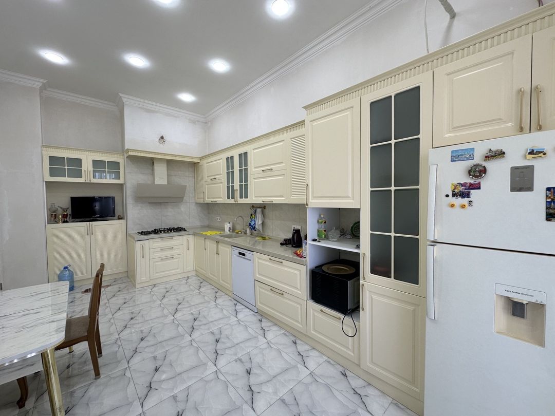 Satılır 3 otaqlı yeni tikili 140 m² — Mənzil, Bakı (2)