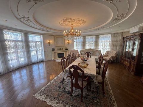 Satılır 4 otaqlı yeni tikili 225 m² — Bakı
