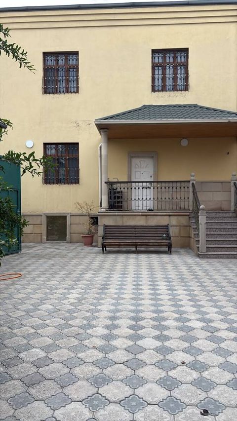 Satılır 11 otaqlı həyət evi/bağ evi 501 m² — Bakı