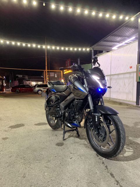 Bajaj 200 sm3 — Bakı