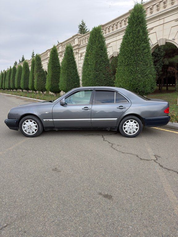Mercedes E 240, 2.4 L, 1998 il, 470 000 km 90-EG-508 — Avtomobillər, Gəncə (6)