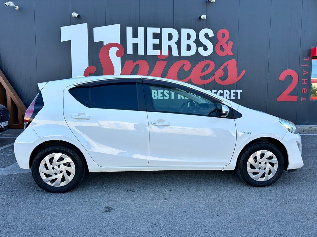 Toyota Aqua, 1.5 L, 0.9 kWh, 2016 il, 155 000 km 77-UX-387 — Avtomobillər, Bakı (4)