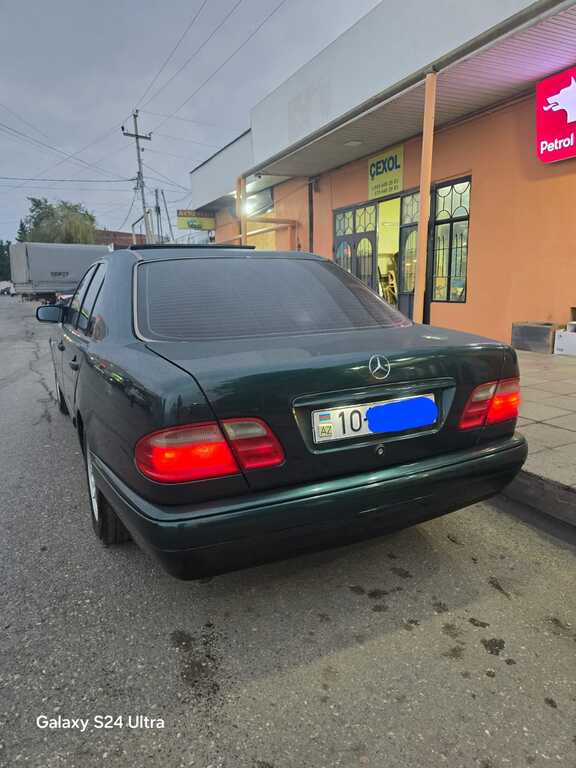 Mercedes E 200, 2.0 L, 1996 il, 350 000 km — Avtomobillər, Quba (7)