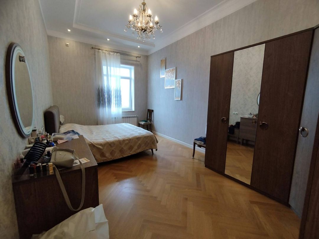 Satılır 8 otaqlı həyət evi/bağ evi 480 m² — Ev, villa, Bakı (9)