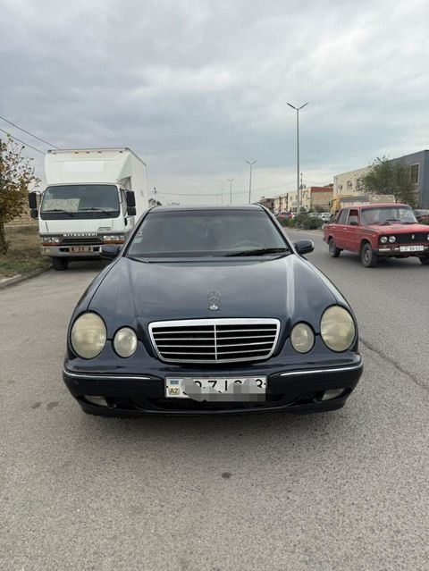 Mercedes-Benz E-Class: 2.2 l 2001 il Sedan — Sumqayıt
