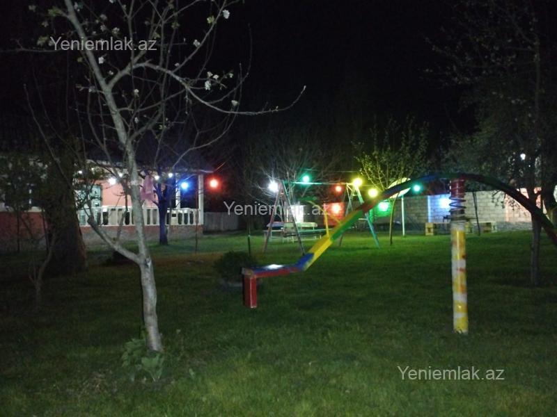 Günlük 3 otaqlı Həyət evi / Villa, 110 m², Qəbələ — Ev, villa, Qəbələ (11)