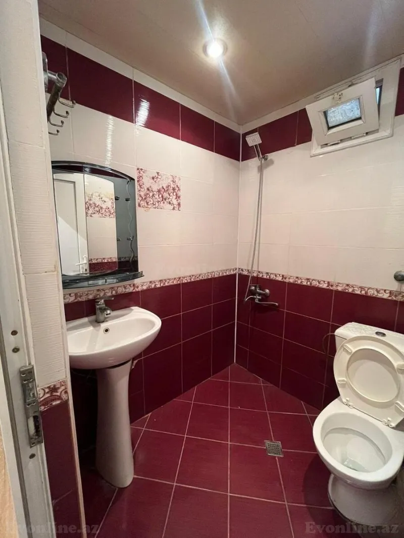 Satılır 1 otaqlı Mənzil Köhnə tikili 45 m² Bakı, Nizami r., Koroğlu m — Mənzil, Bakı (8)