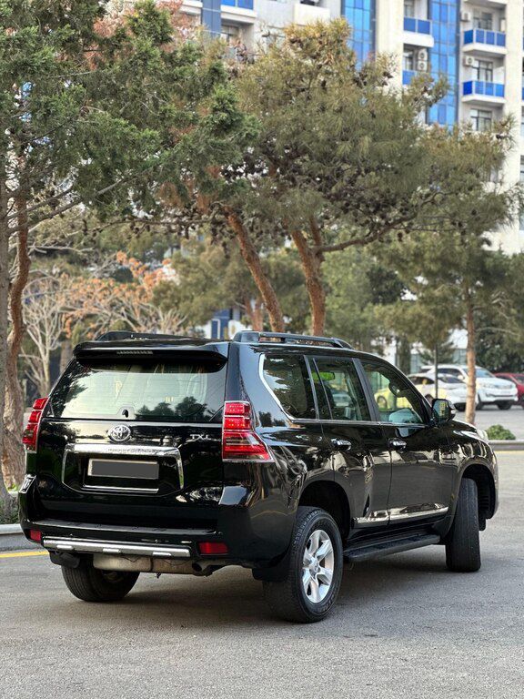 Toyota Land Cruiser Prado, 2.7 L, 2010 il, 118 000 km — Avtomobillər, Bakı (5)
