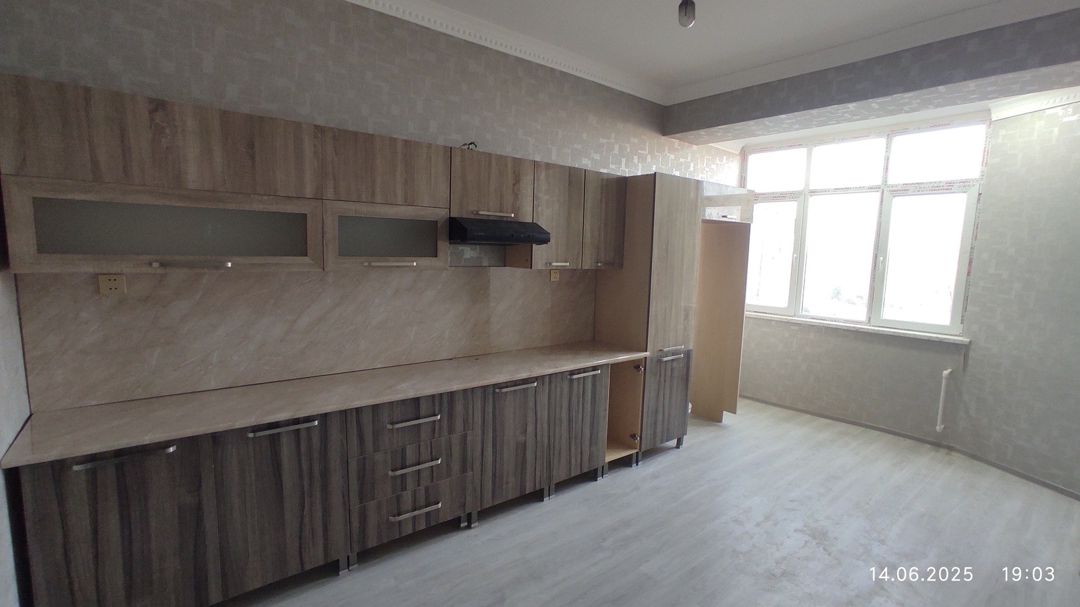 Satılır 3 otaqlı köhnə tikili 134 m² — Mənzil, Bakı (2)