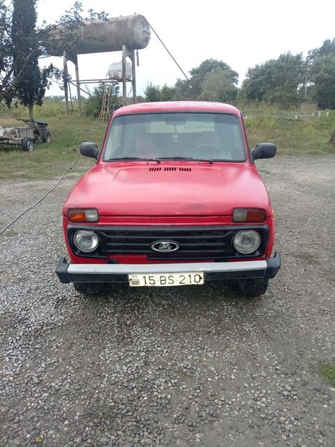 Lada (VAZ) Niva, 1.6 L, 1988 il, 200 456 km — Quba