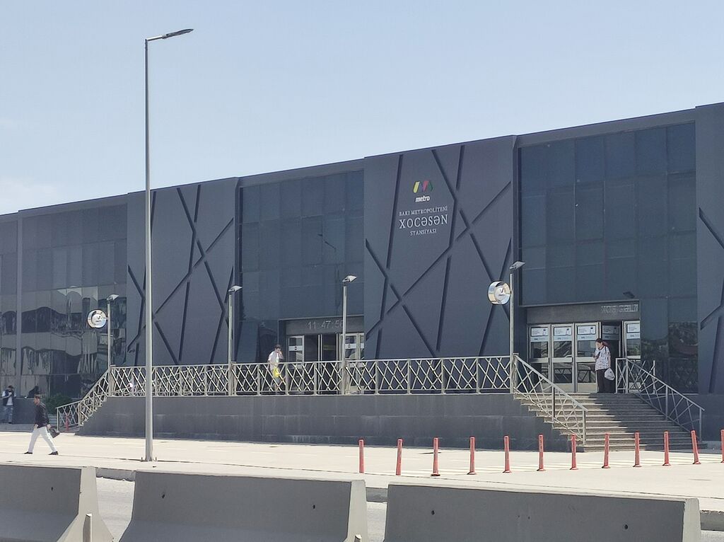Xocəsən metrosuna yaxın yerləşən iki mərtəbəli həyət evi. Ev 2 — Ev, villa, Masazır (2)