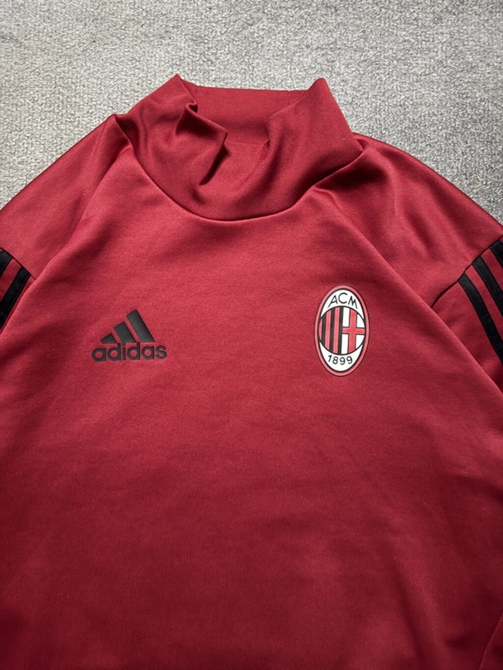 Adidas AC Milan məşq üst geyimi – ClimaCool texnologiyalı Ölçü:M-L heç — İdman və istirahət, Bakı (2)