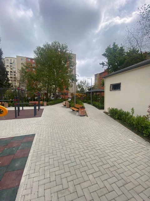 Satılır obyekt 37 m² — Bakı