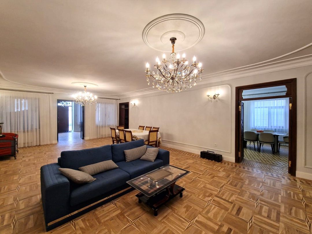 İcarəyə verilir 11 otaqlı həyət evi/bağ evi 650 m² — Ev, villa, Bakı (3)