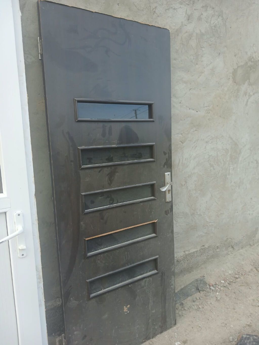 Plastik və metal qapılar dəsti - Ağ rəngli plastik (PVC) qapı — Pəncərələr, qapılar, balkonlar, Bakı (2)