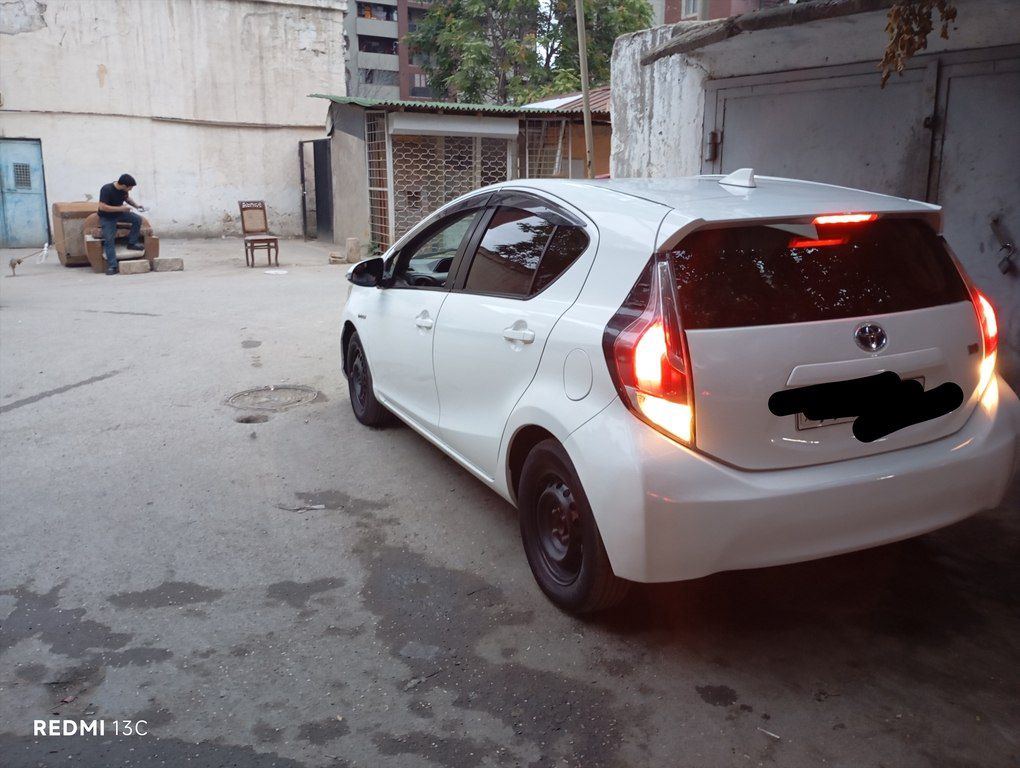 Toyota Aqua, 1.5 L, 0.9 kWh, 2017 il, 290 000 km — Avtomobillər, Bakı (5)