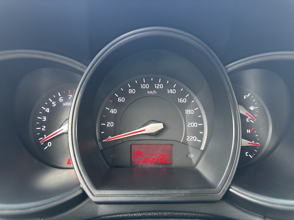Kia Rio, 1.4 L, 2013 il, 252 435 km 99-TN-252 — Avtomobillər, Lənkəran (10)