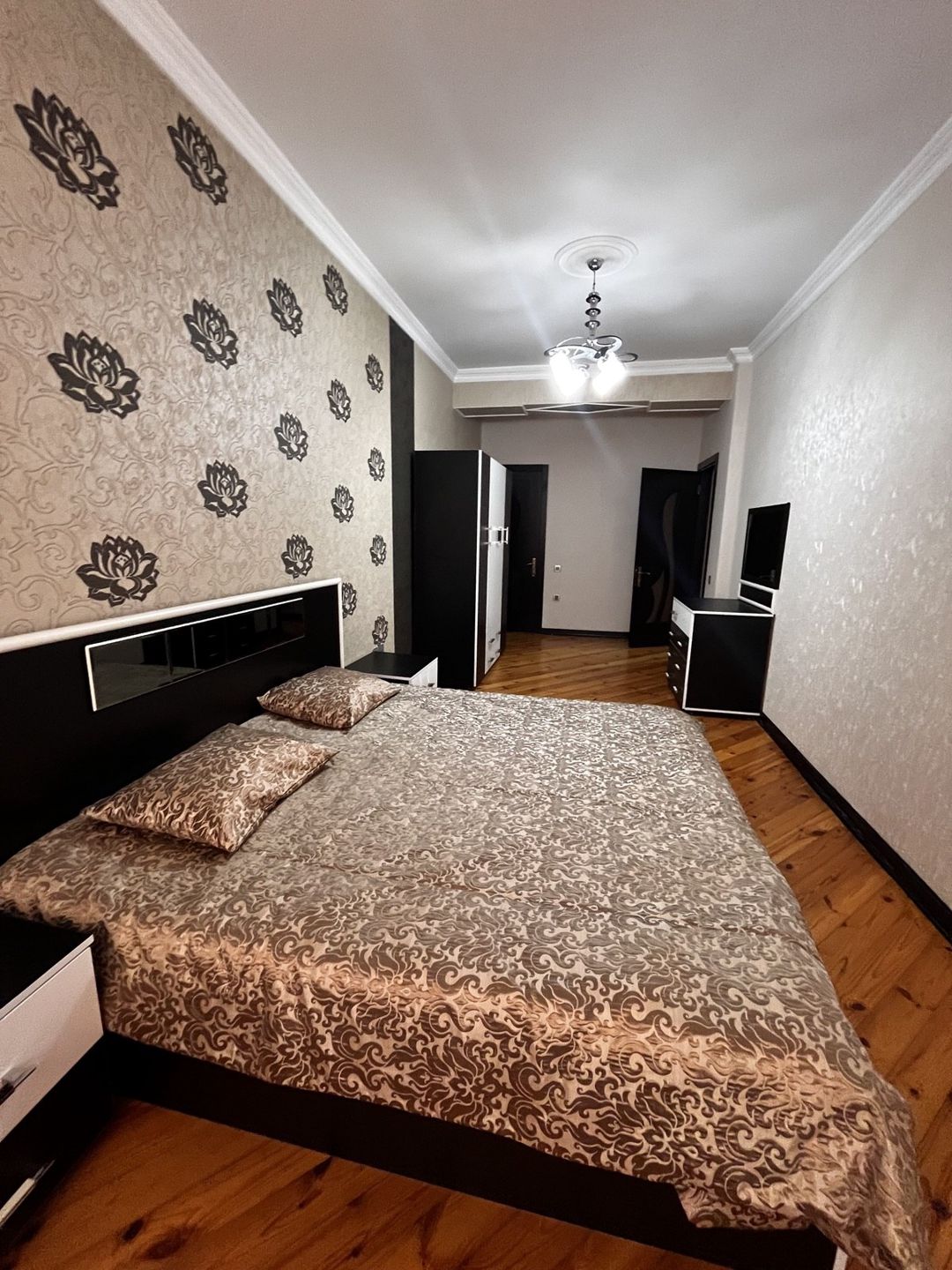 İcarəyə verilir 4 otaqlı yeni tikili 150 m² — Mənzil, Bakı (9)