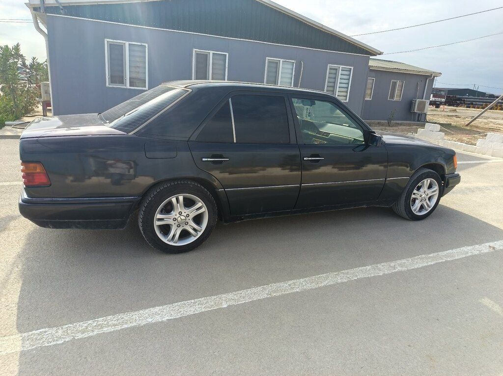 Mercedes E 220, 2.2 L, 1994 il, 449 000 km 10-MV-250 — Avtomobillər, Bakı (4)