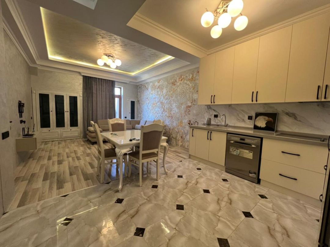 Satılır 3 otaqlı yeni tikili 84 m² — Mənzil, Bakı