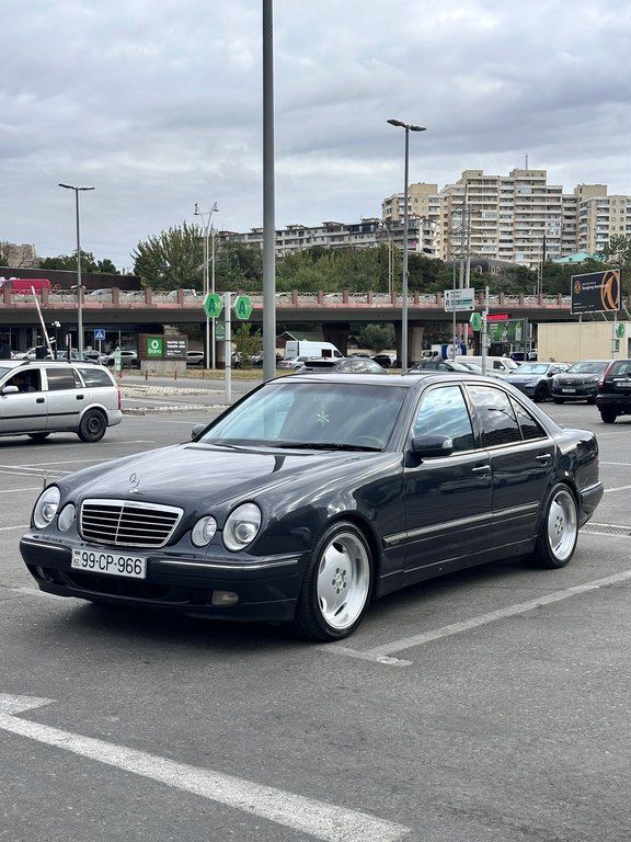 Mercedes E 240, 2.4 L, 2000 il, 337 000 km 99-CP-966 — Avtomobillər, Bakı (2)