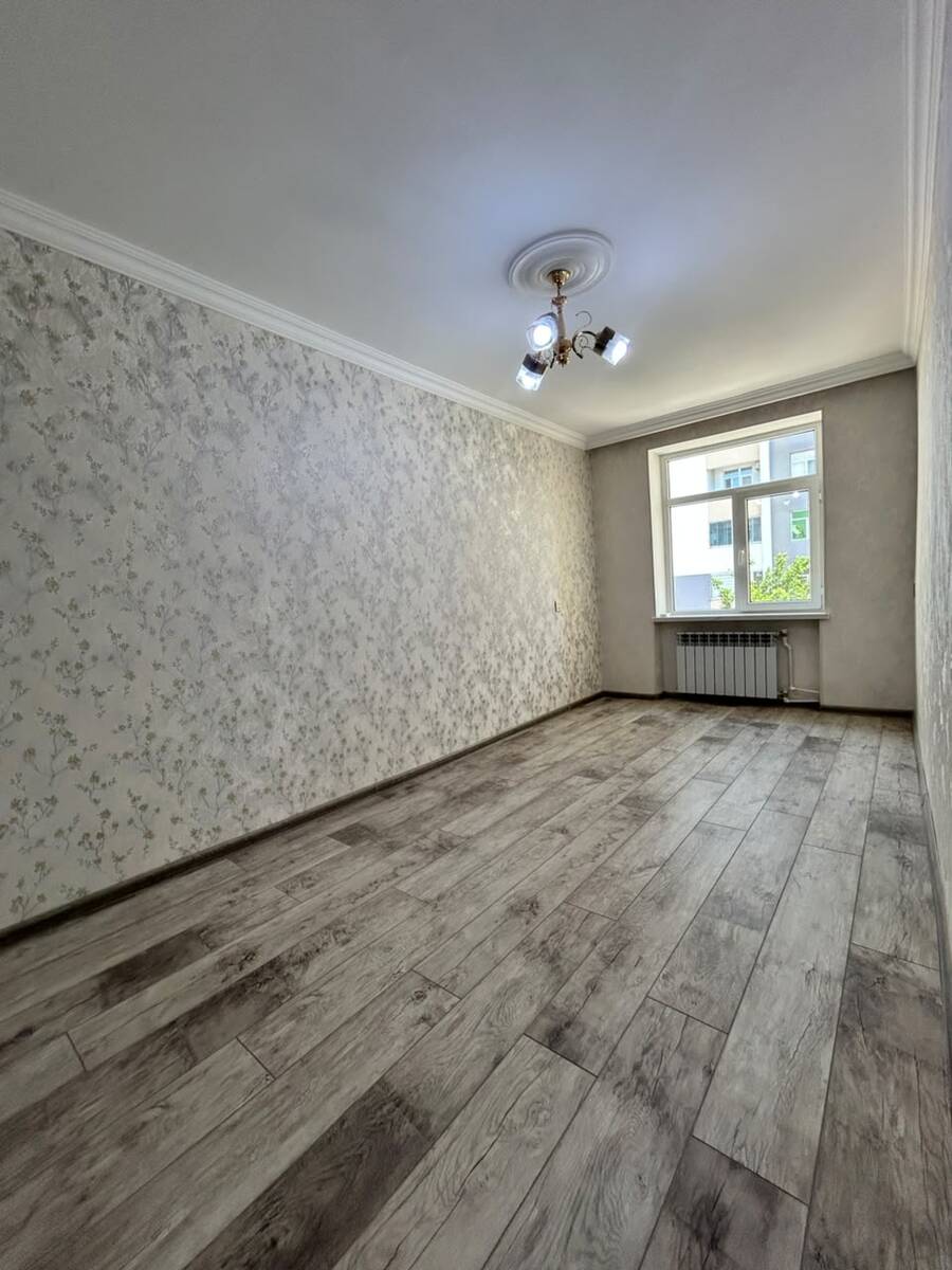 Satılır 2 otaqlı köhnə tikili 65 m² — Mənzil, Bakı (2)