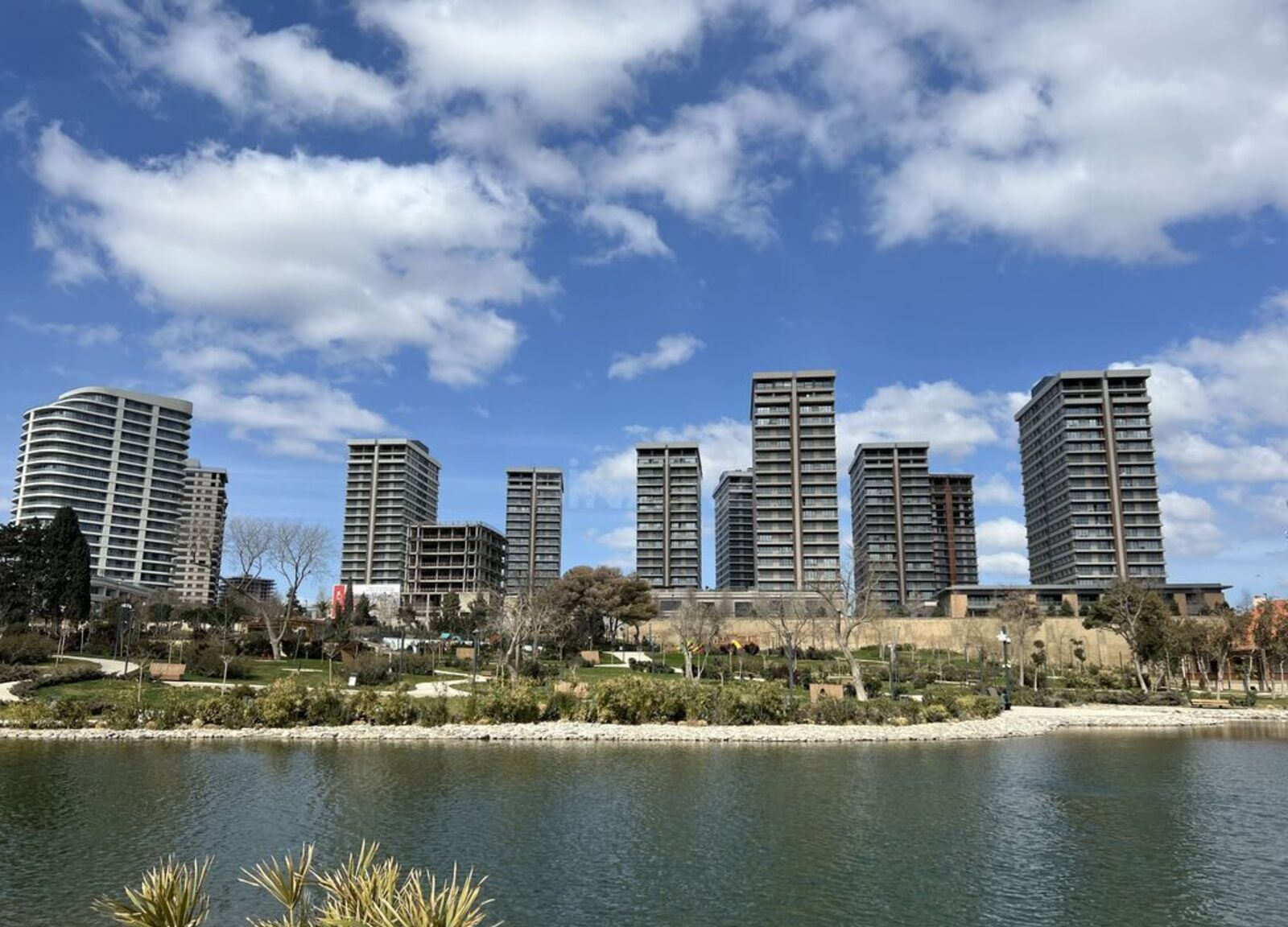 4 otaqlı mənzil 185 m² satılır — Mənzil, Bakı (2)