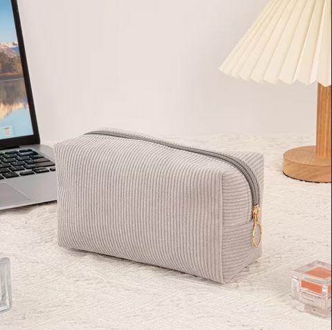Kosmetik çanta, peluş, boz, 10.5x7x18 sm — Bakı
