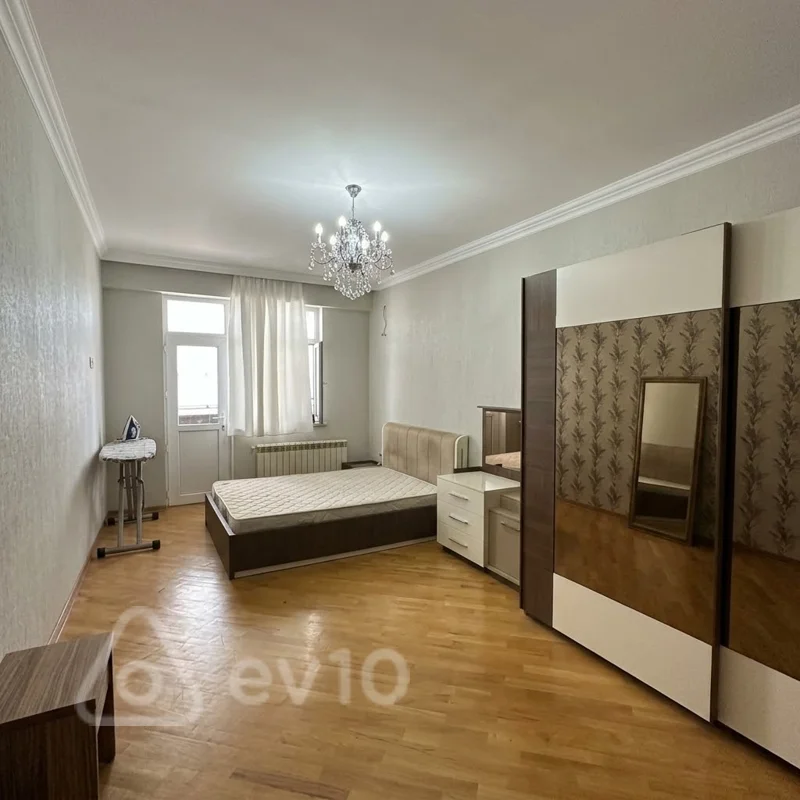 3 otaqlı mənzil, 140 m², Özbəkistan küçəsi — kirayə — Mənzil, Bakı (4)