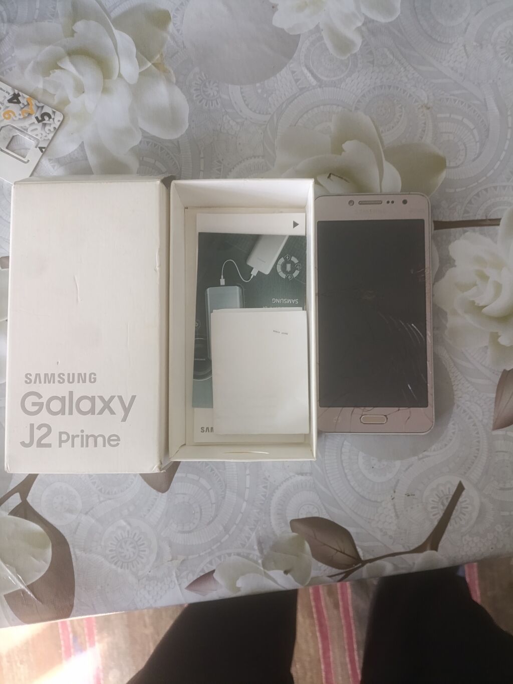 Telefon açlır amma ekranında qara ləkə var yəni ekranı zədəlidi amma — Smartfon ehtiyat hissələri, Qazax (3)