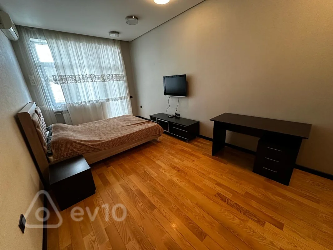 4 otaqlı mənzil, 198 m², Əhməd Rəcəbli — kirayə — Mənzil, Bakı (9)