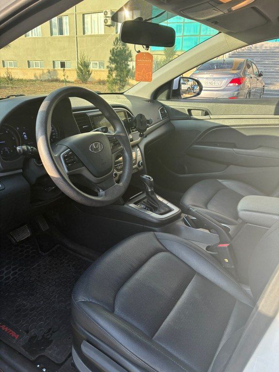 Hyundai Avante, 1.6 L, 2016 il, 165 000 km 77-LH-634 — Avtomobillər, Bakı (7)