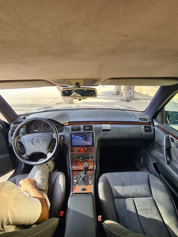 Mercedes E 230, 2.3 L, 1996 il, 600 200 km — Avtomobillər, Bakı (4)